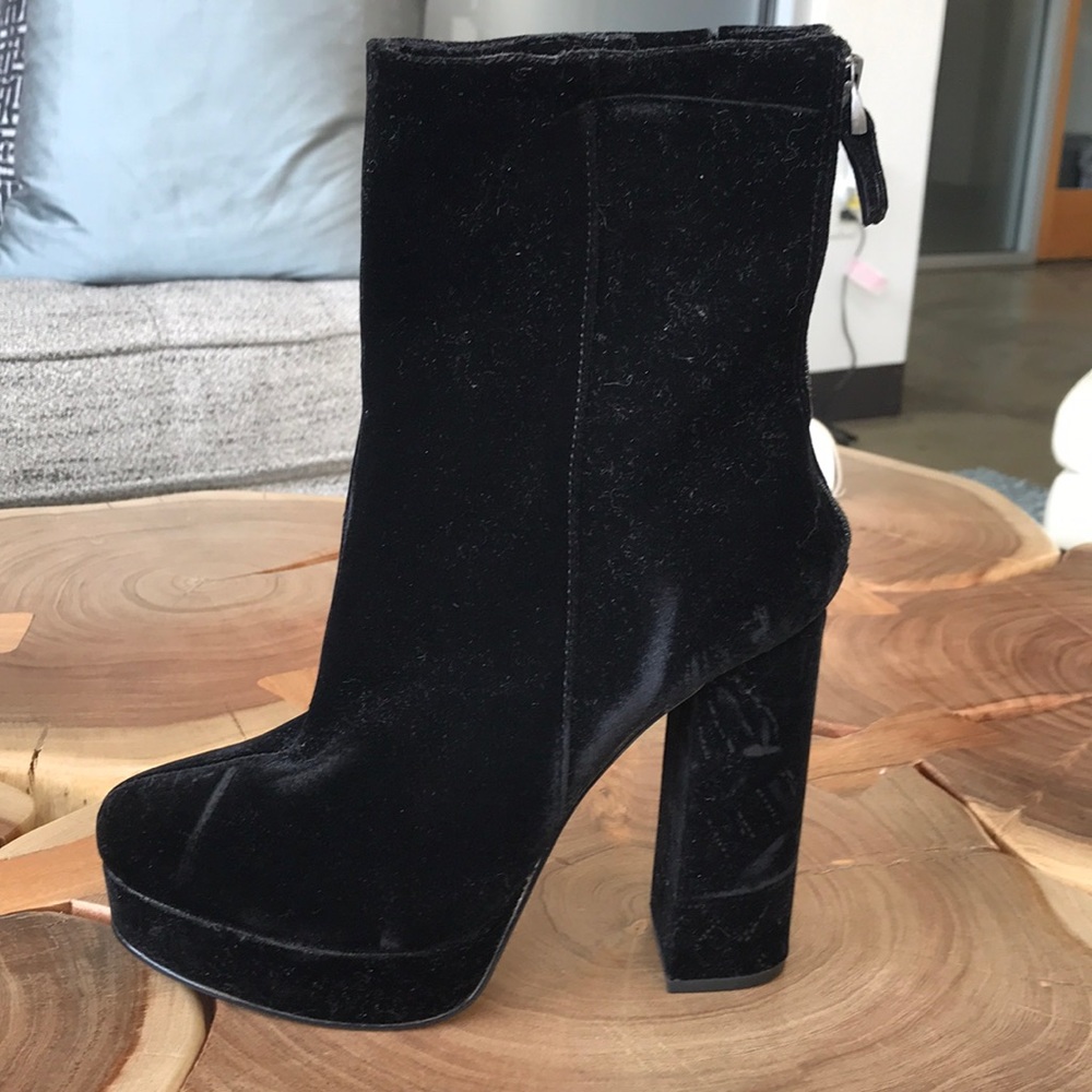 Brand New Black Velvet Ankle Platform Boots!